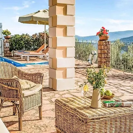 Villa Adriani Nydri (Lefkada)