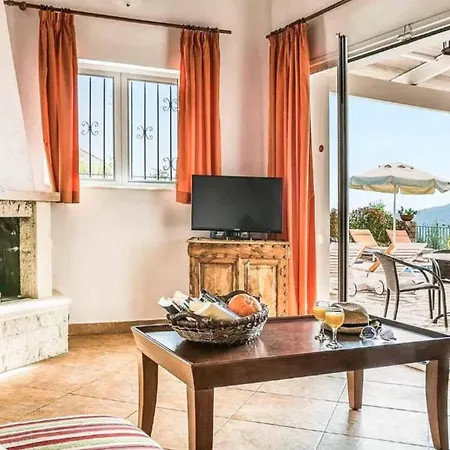 Villa Adriani