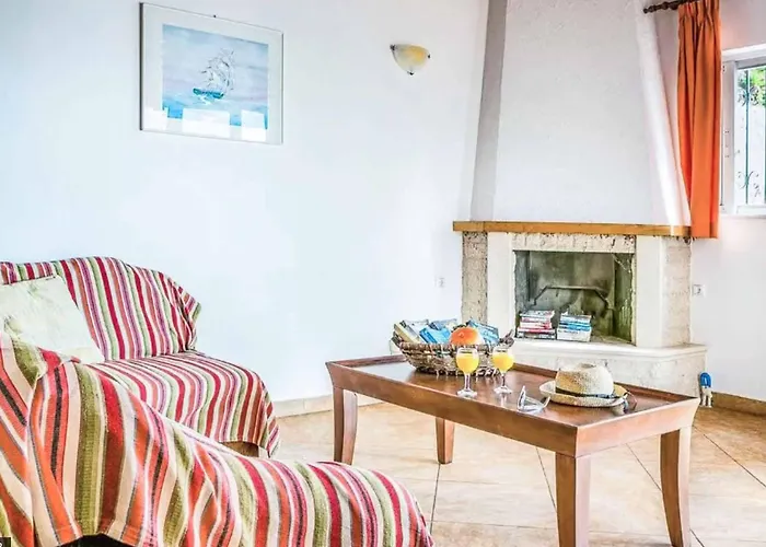 Adriani Nydri (Lefkada)